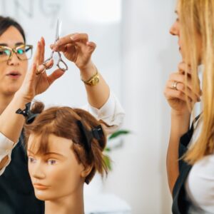 Formazione specifica per aziende estetiche e parrucchieri